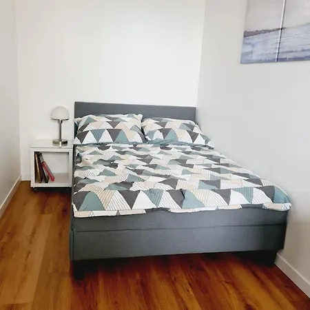 Apartment Sloneczny W Centrum Gdyni 2 Pokojowy *